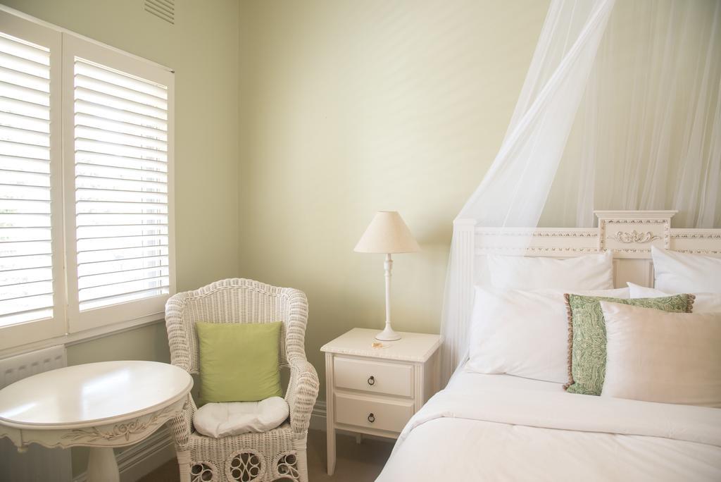 แพลนเตชั่น เฮาส์ แอท ไวท์คลิฟส์ Bed & Breakfast ราย ภายนอก รูปภาพ