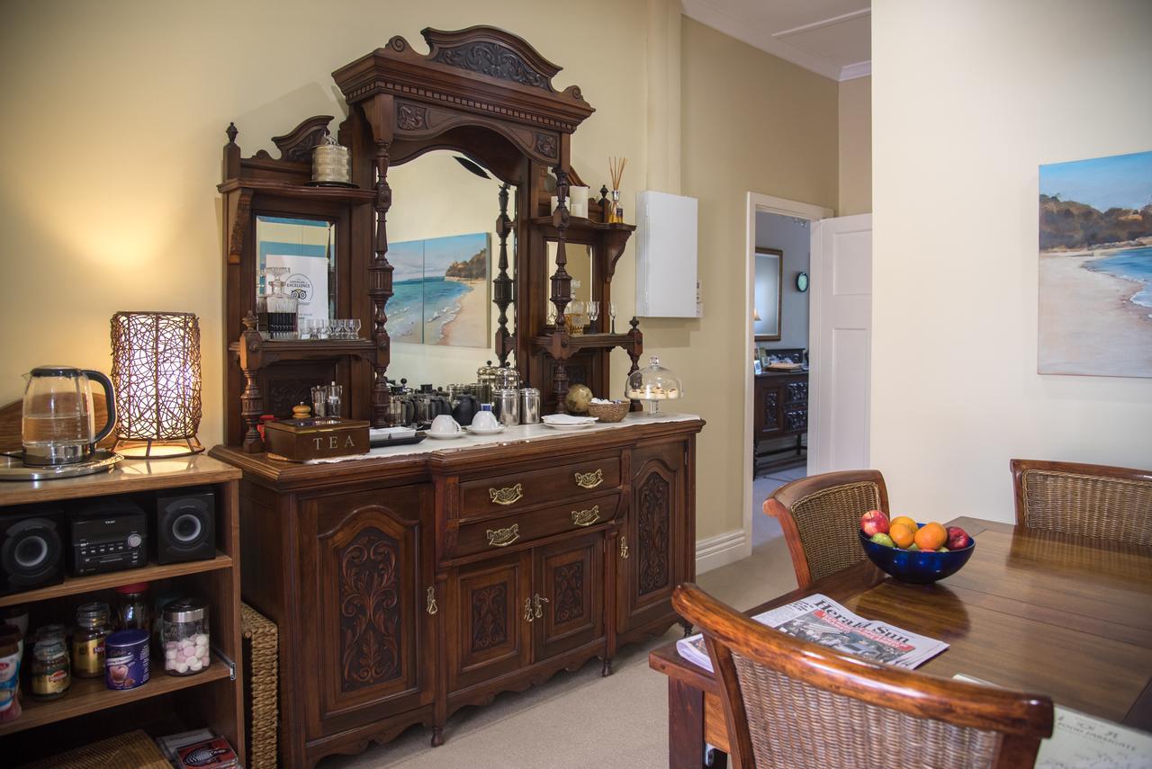 แพลนเตชั่น เฮาส์ แอท ไวท์คลิฟส์ Bed & Breakfast ราย ภายนอก รูปภาพ