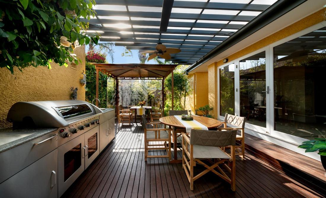 แพลนเตชั่น เฮาส์ แอท ไวท์คลิฟส์ Bed & Breakfast ราย ภายนอก รูปภาพ