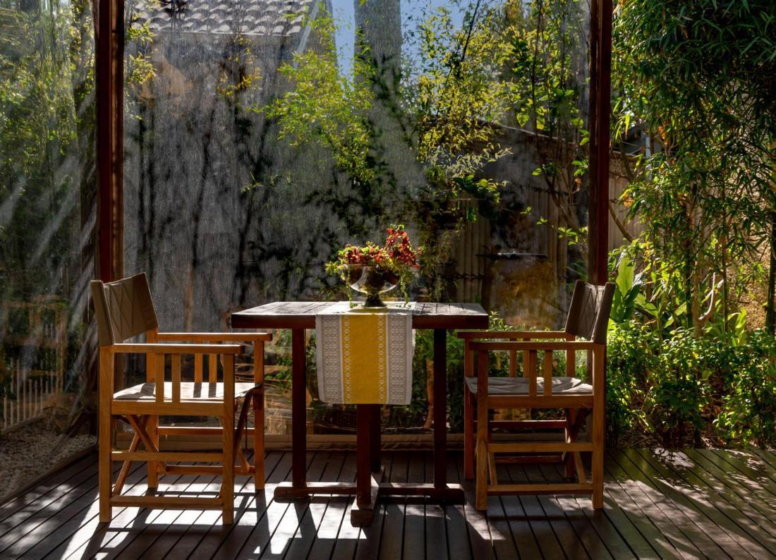 แพลนเตชั่น เฮาส์ แอท ไวท์คลิฟส์ Bed & Breakfast ราย ภายนอก รูปภาพ